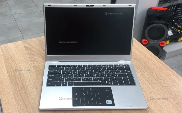 Ноутбук  dexp aquilon