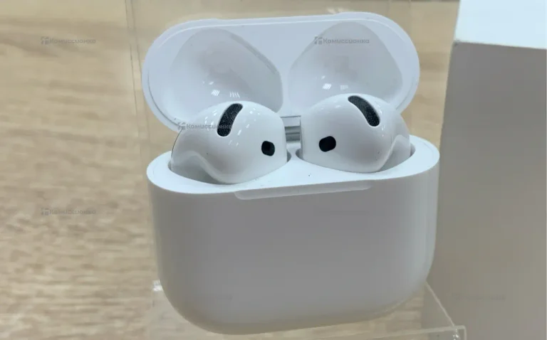 Наушники  AirPods 4