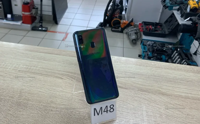 Samsung Galaxy A40 4/64Gb