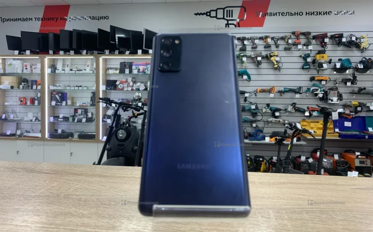 Samsung Galaxy S20 FE 6/128 ГБ