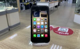 Apple iPhone SE (2020) 3/64 ГБ