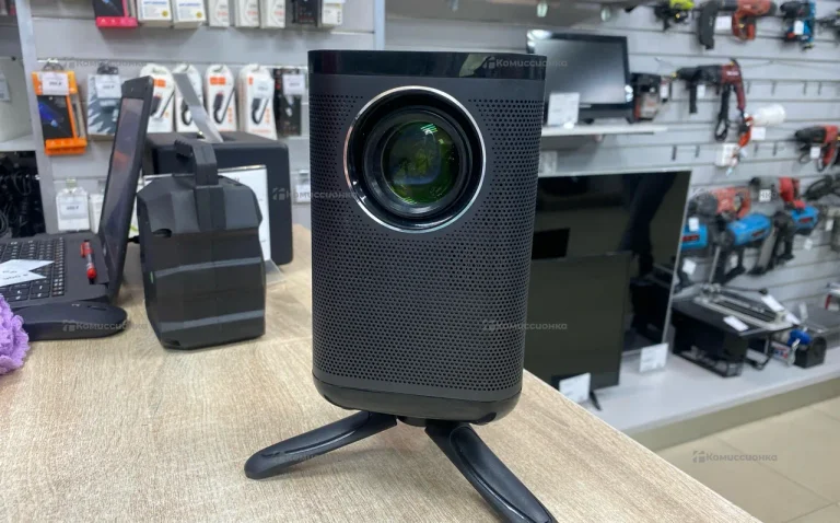 Проектор  ZEEMR D1 Pro