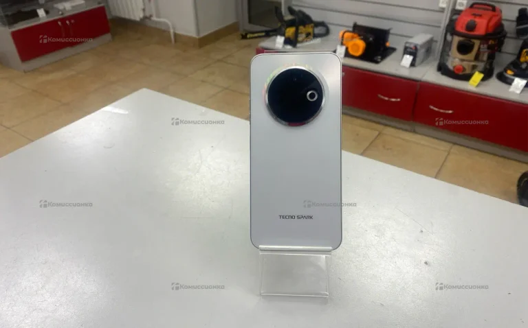 Tecno Spark 30C 4/128 ГБ