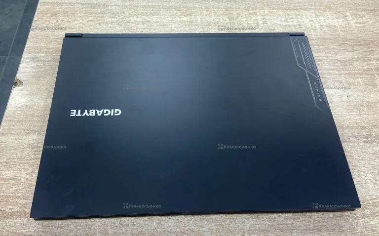Ноутбук  Gigabyte g6