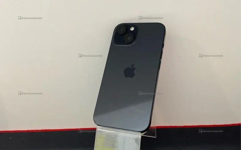 Apple iPhone 15 6/128 ГБ