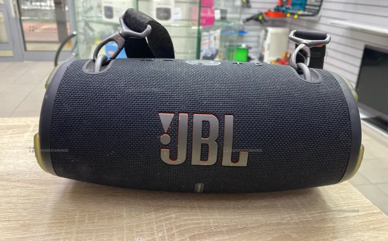Колонка  JBL xtreme 3