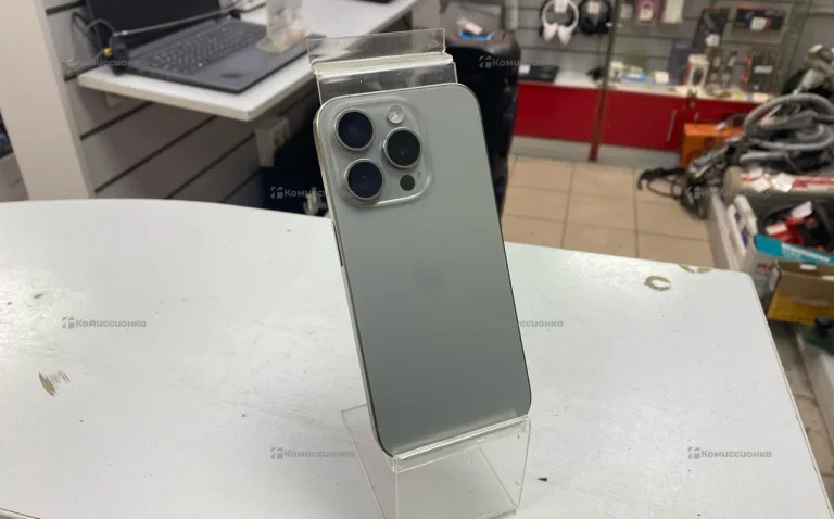 Apple iPhone 15 Pro 8/256 ГБ