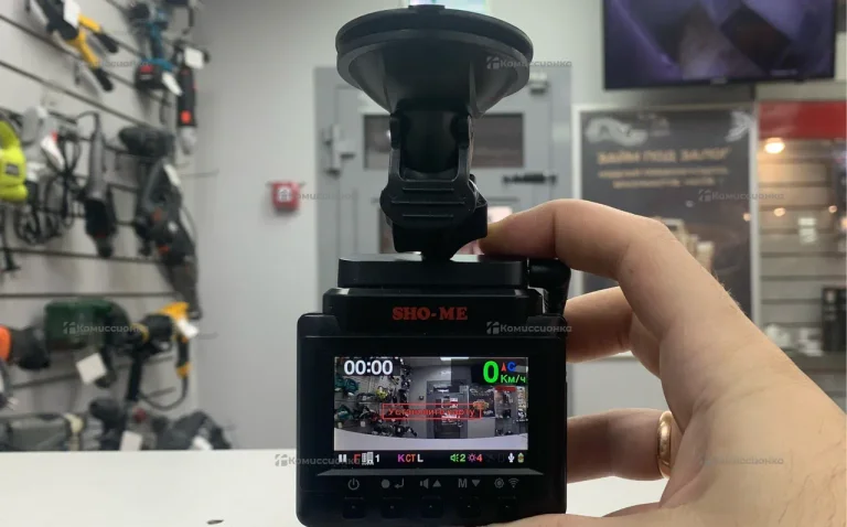 Видеорегистратор  Sho-me combo mini WiFi