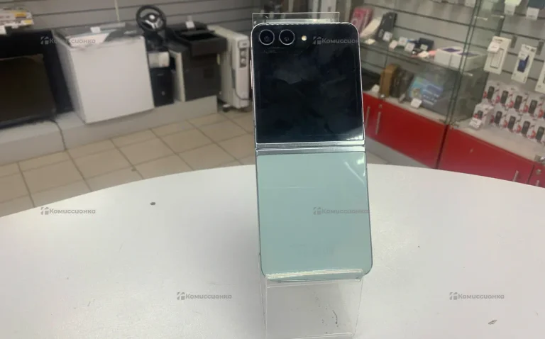 Samsung Galaxy Z Flip 5 8/256Gb