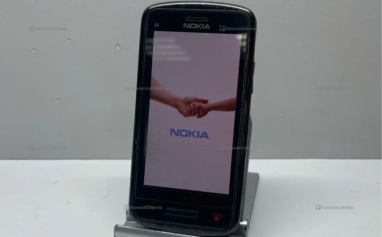 Nokia C6-01