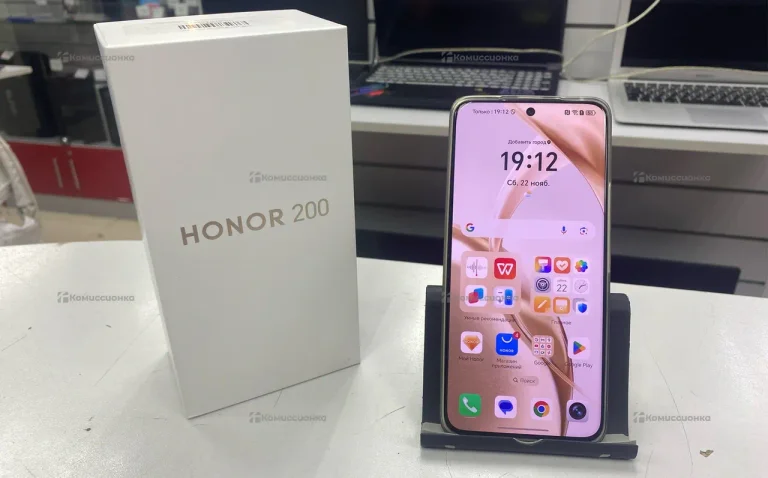Honor 200 12/256 ГБ