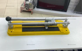 Купить Роликовый ручной плиткорез без названия б/у , в Челябинск Цена:490рублей