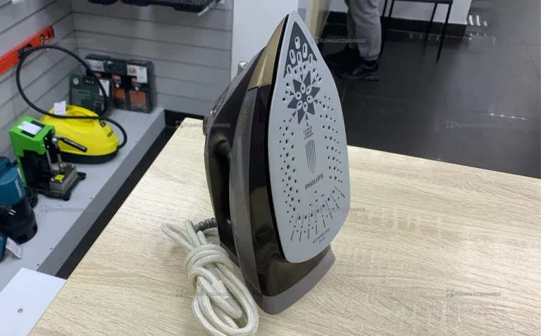 Утюг Philips Azur 2600W