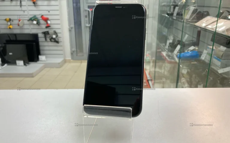 Apple iPhone XR 3/64 ГБ