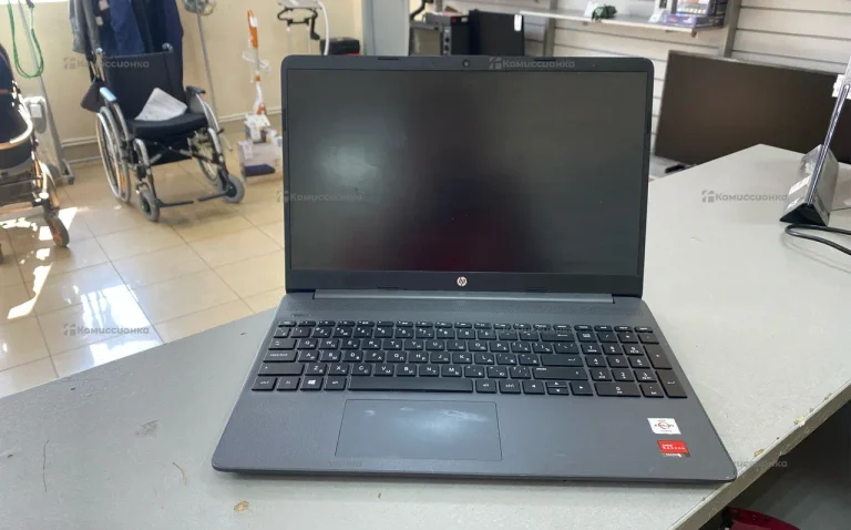 Ноутбук  Hp- 15s