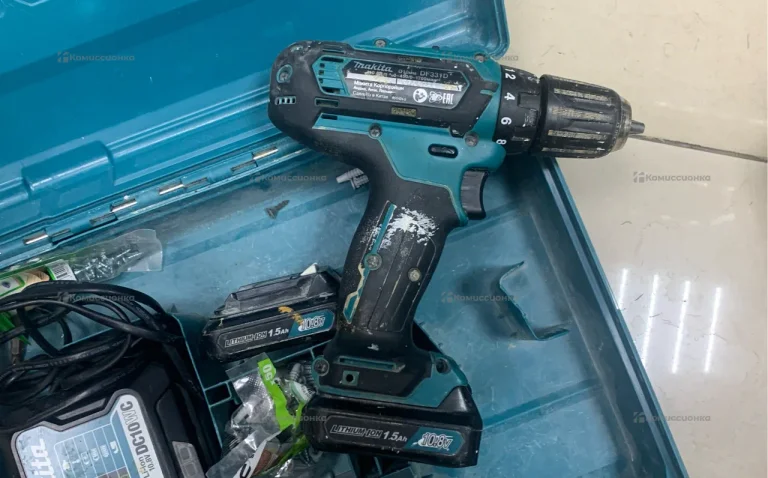 дрель шуруповерт DF331D Makita