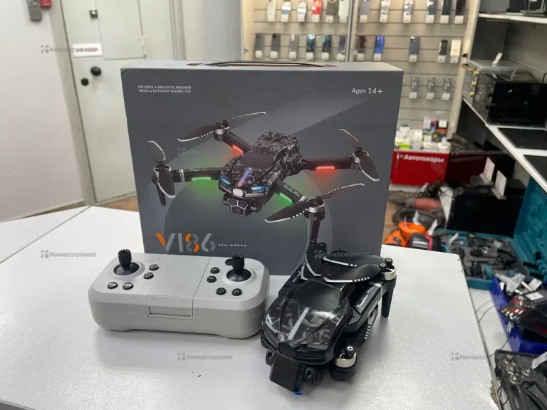 Квадрокоптер с камерой v186 pro.