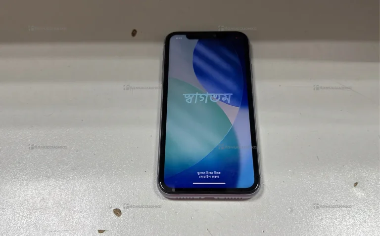 Apple iPhone 11 4/64 ГБ