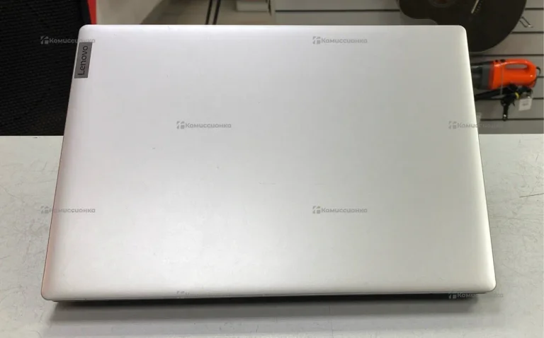 Ноутбук  Lenovo IdeaPad 1