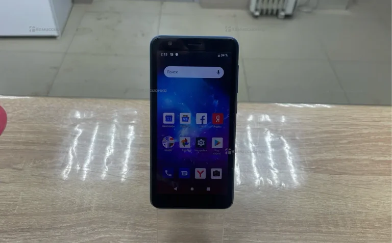 ZTE Blade L8 1/16 ГБ