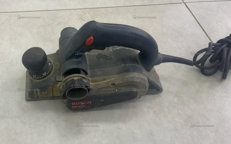 Электрорубанок Bosch GHO 26-82 D Professional