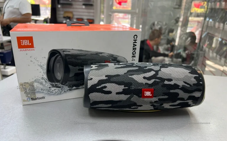 Колонка JBL CHARGE 4