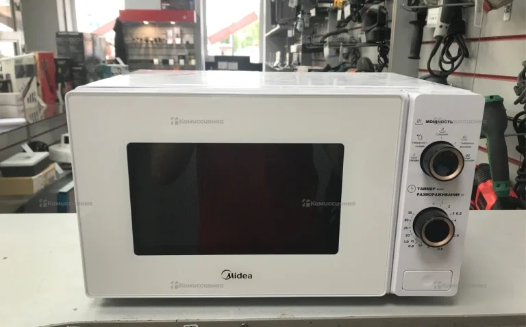 Микроволновая печь  Media MM720S220