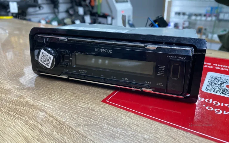 Автомагнитола  Kenwood KMM-122Y