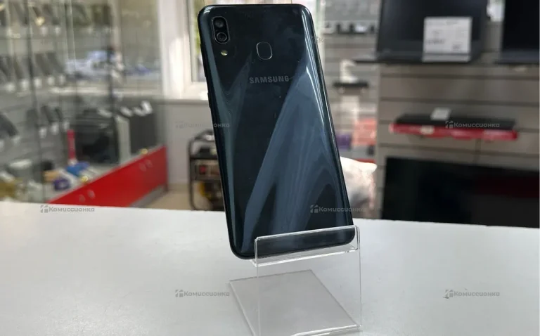 Samsung Galaxy A30 3/32 ГБ