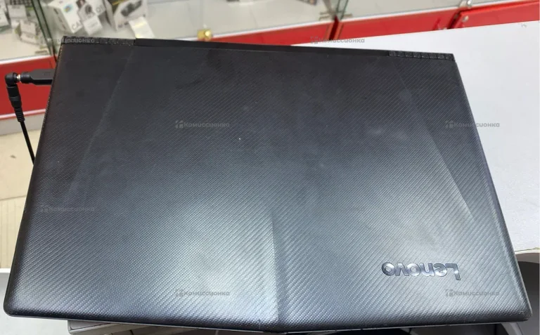 Ноутбук LENOVO Y520-15KBN