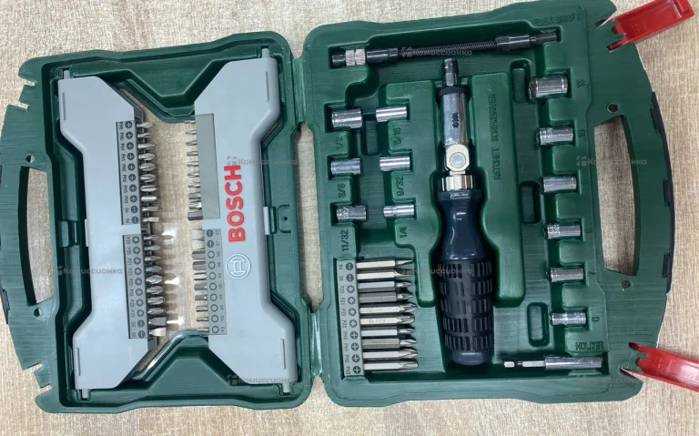 Набор бит+отвертка Bosch 65 предметов