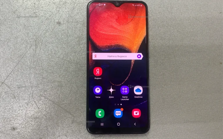 Samsung Galaxy A50 4/64 ГБ