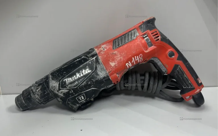 Перфоратор makita M8701