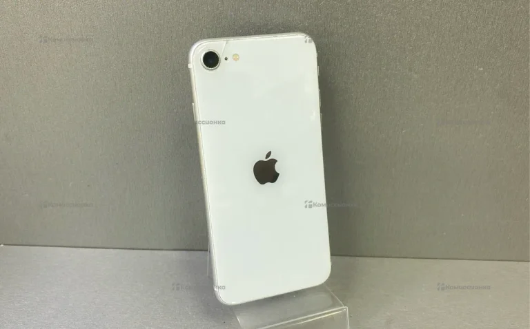 Apple iPhone SE (2020) 3/128 ГБ