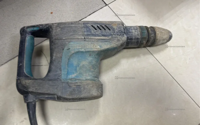 Отбойный молоток makita HM1203C