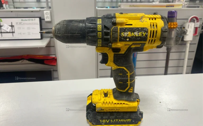 шуруповерт Stanley