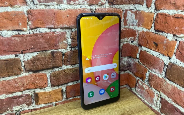 Samsung Galaxy A01 2/16 ГБ