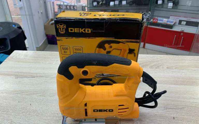 Электролобзик DEKO DKJS600