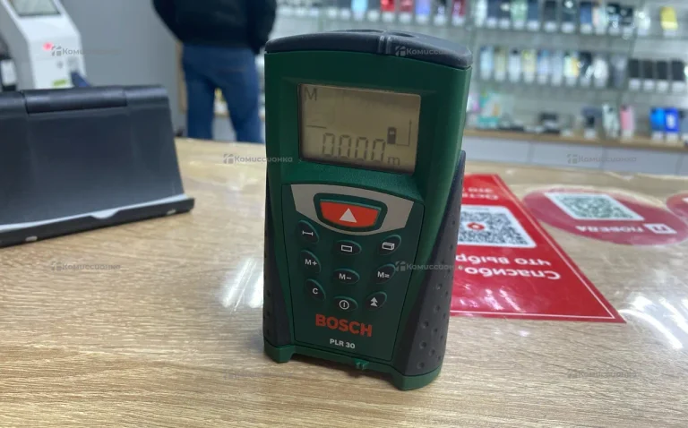 Дальномер Bosch plr30