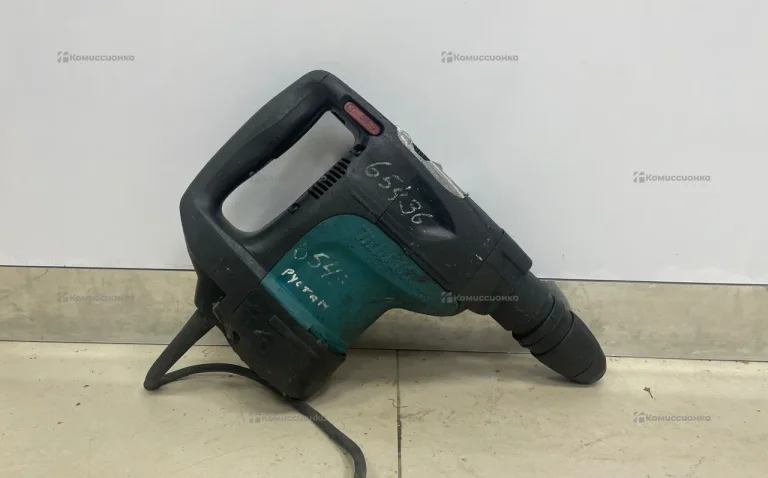 Перфоратор makita HR4501C