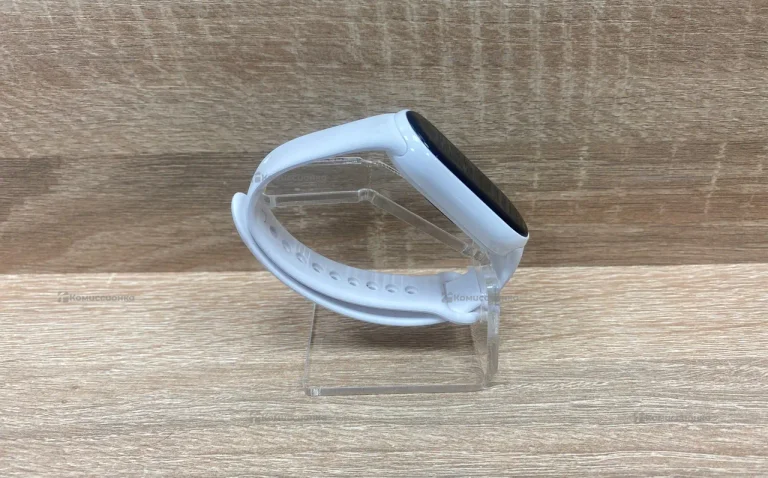 Часы Xiaomi Mi Band 9