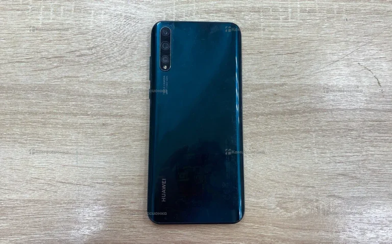 Huawei Y8p 4/128 ГБ