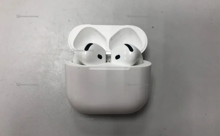Наушники Apple AirPods 4 без шумоподавления