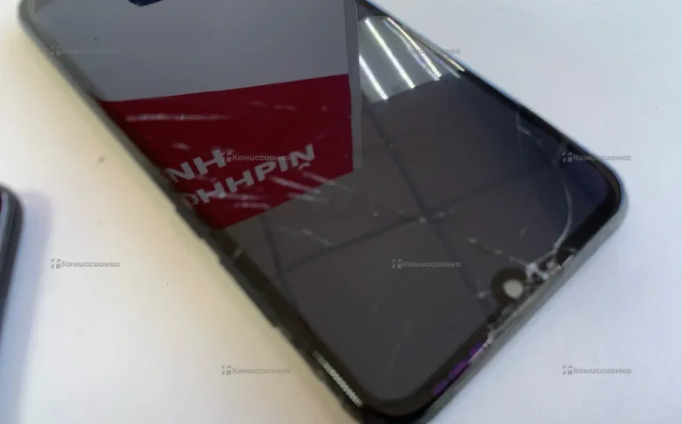 Honor 8A 3/64 ГБ