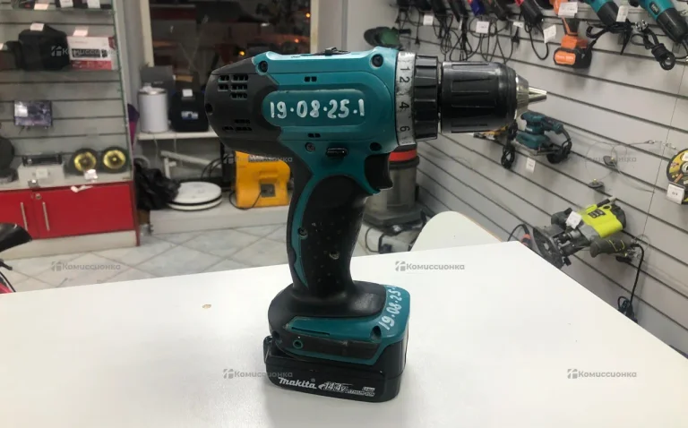 Дрель-шуруповерт makita DF347D