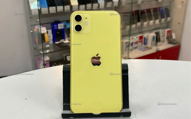 Apple iPhone 11 4/64 ГБ