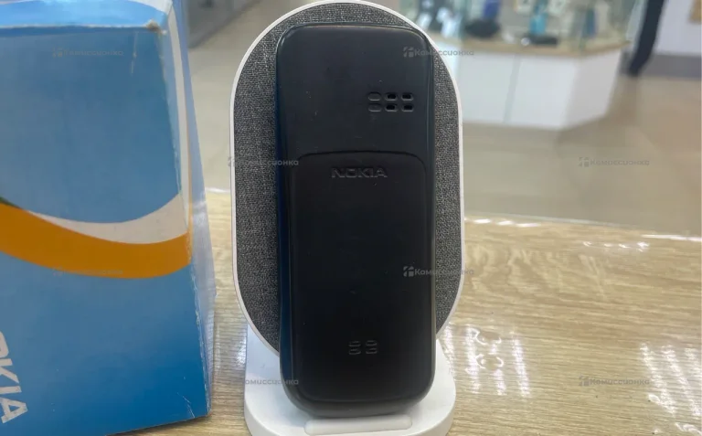 Nokia 100