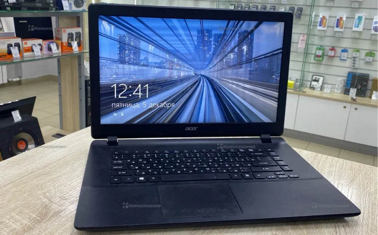 Ноутбук  Acer es1-520