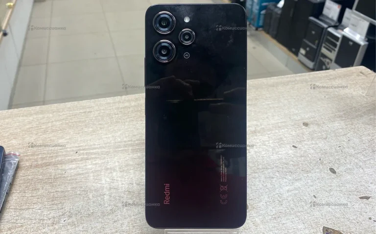 Xiaomi 12 12/256 ГБ