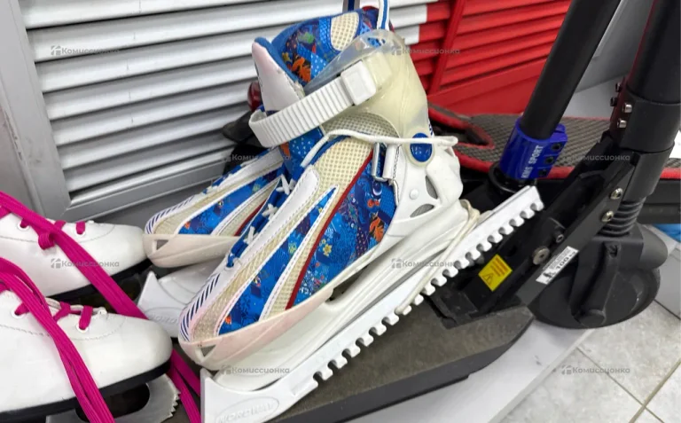 Коньки Sochi 2014 (34 размер - увеличивается)